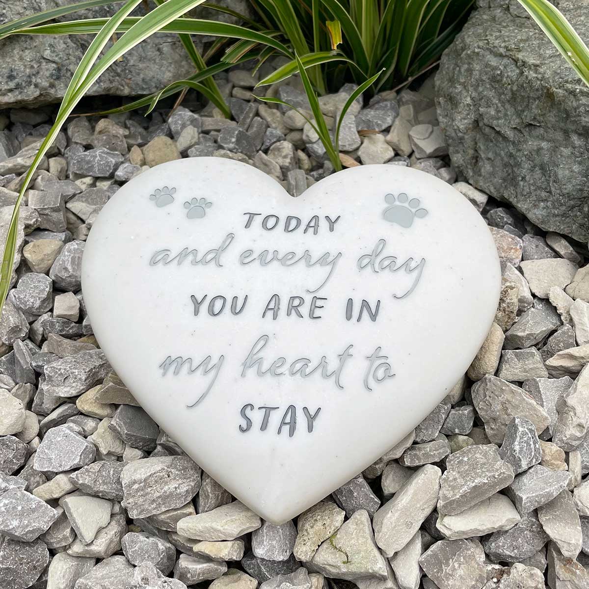 Heart shaped pet cheap memorial stones