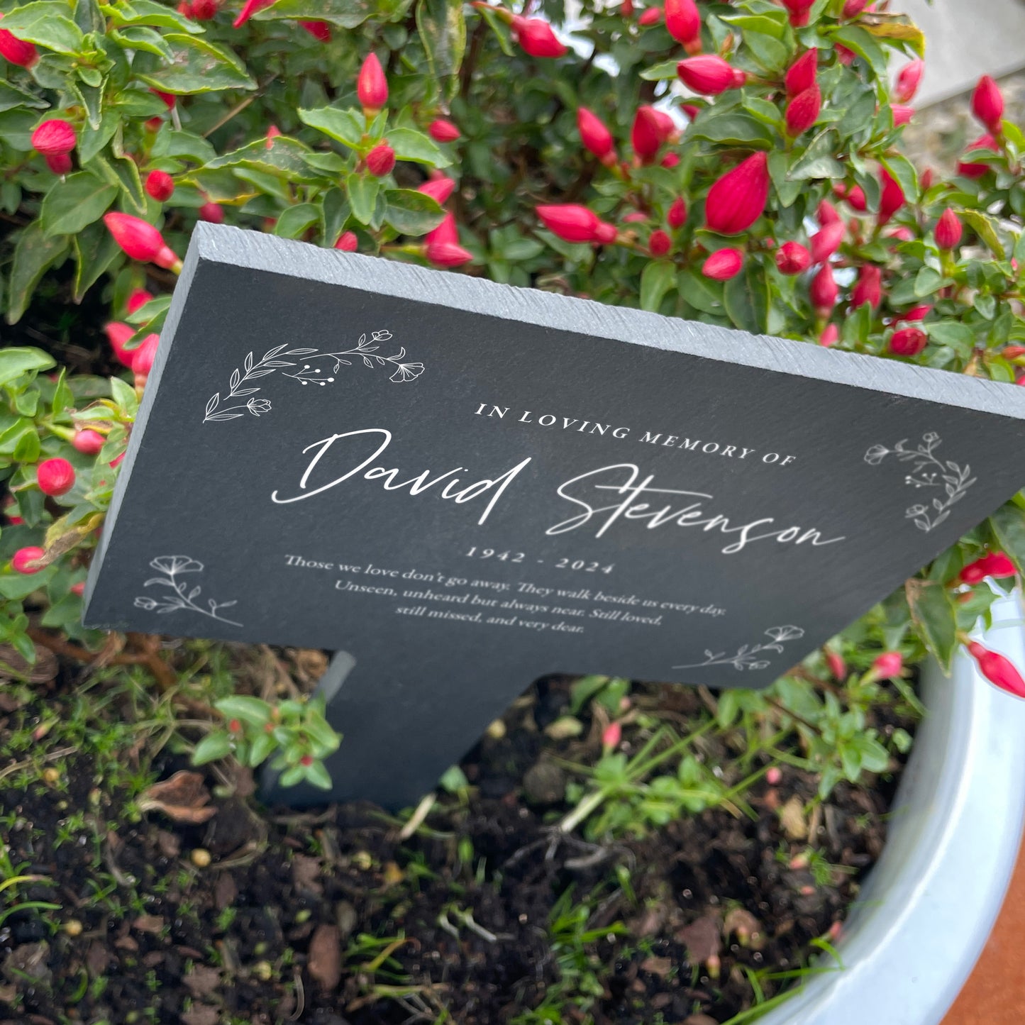 Personalised Large Wreath Memorial Slate Plant Marker