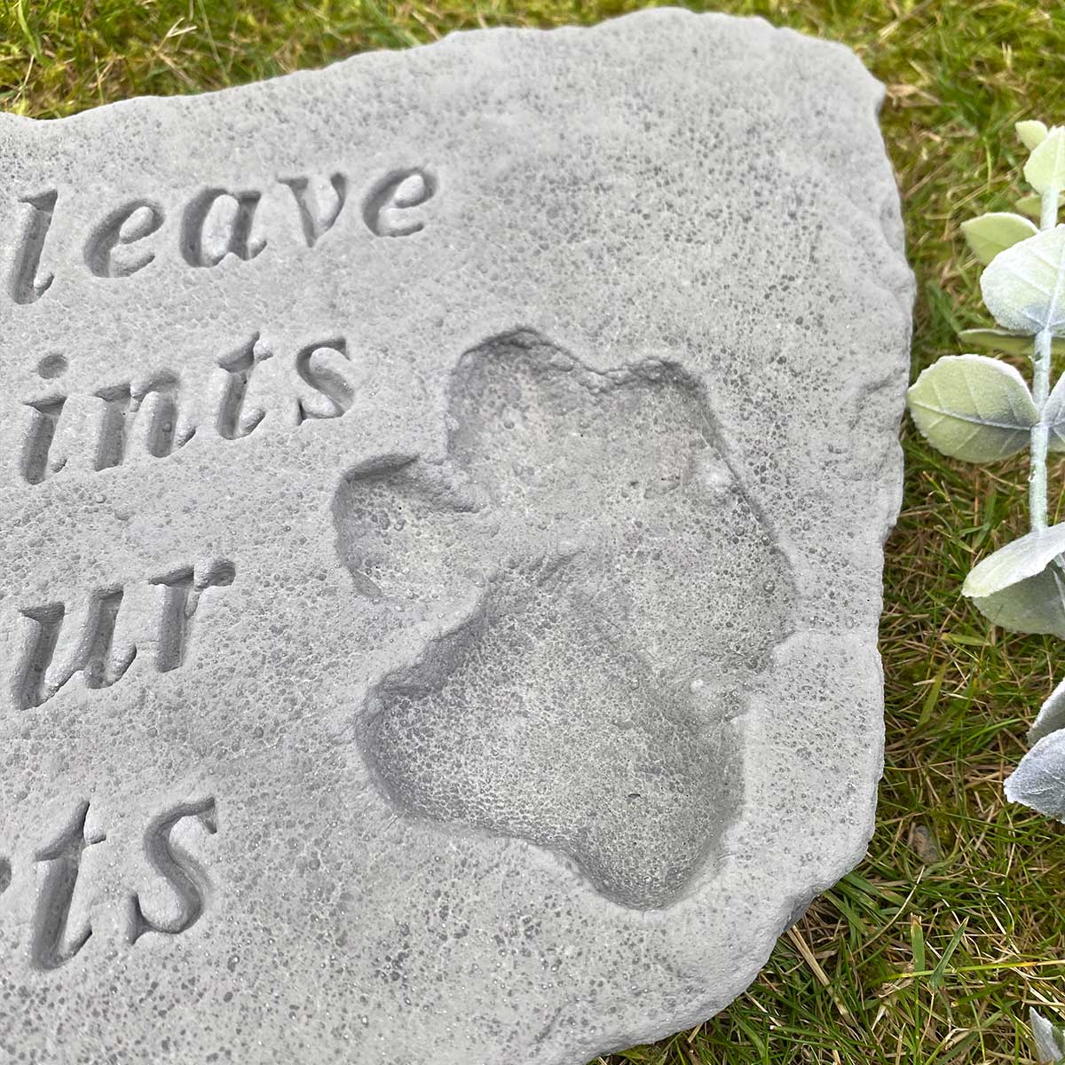 Dog memorial stones store garden